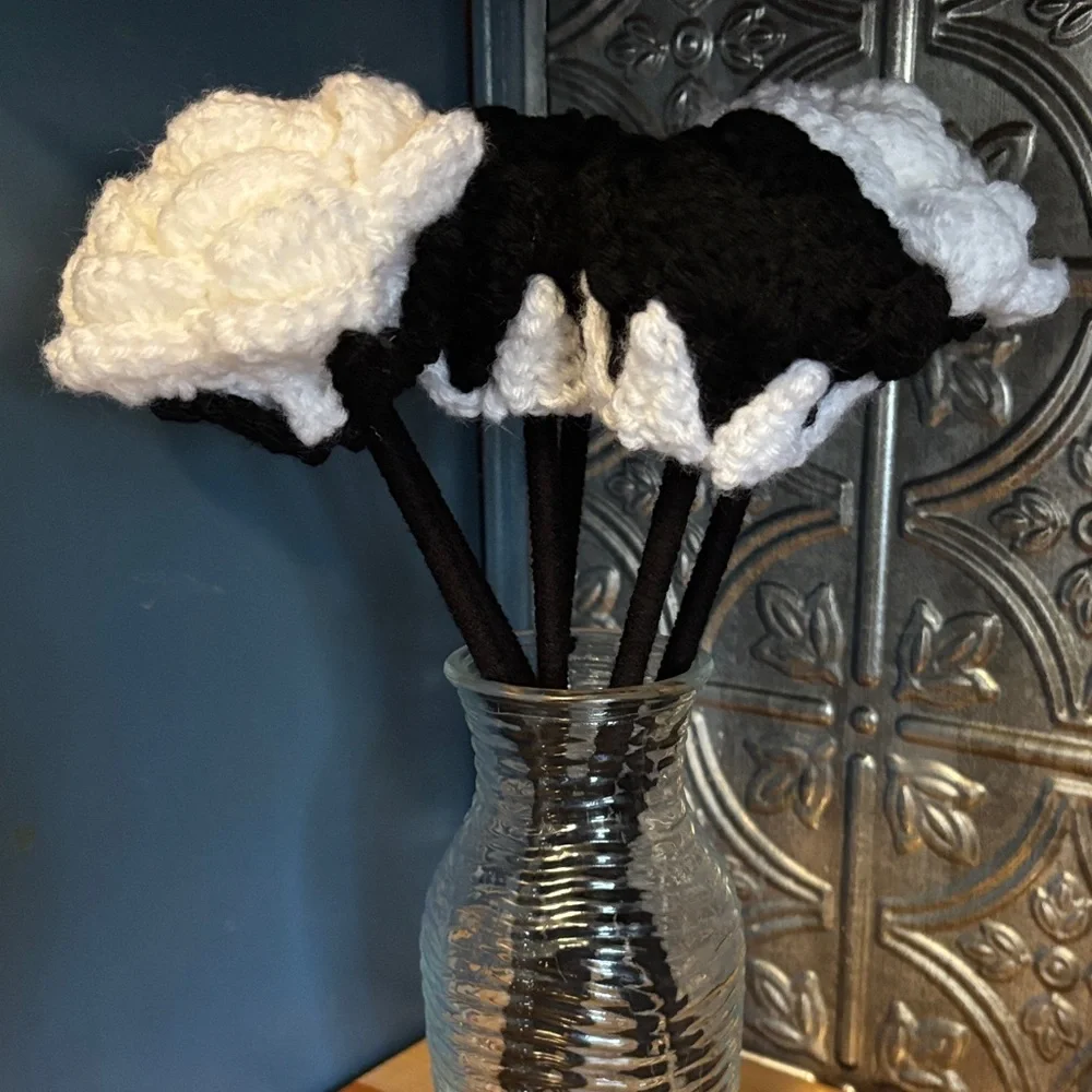 Crochet Goth Roses